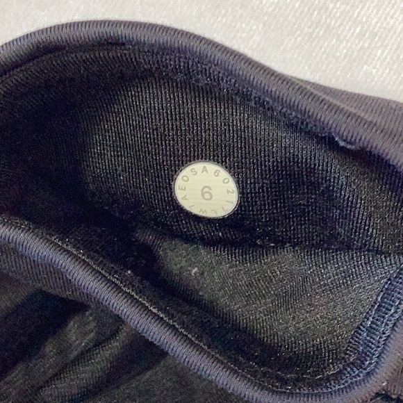 Lululemon track shorts - Picture 8 of 11